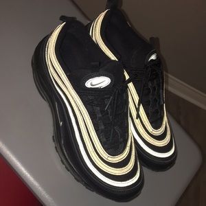 Nike Air Max size 9.5